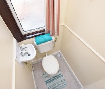 1 bedroom in a house share to rent - Photo 5