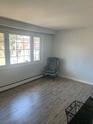 For Lease - 213 Close Avenue Unit# 2, Toronto, Ontario - Photo 1