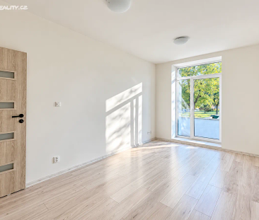Pronájem bytu 1+kk 24 m² - Photo 1