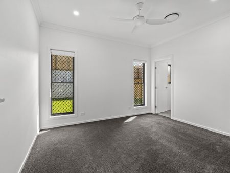 8 Gully St, Flinders View QLD 4305 - House For Rent | Domain - Photo 2