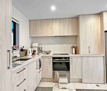 Welcome to 2/12 Biddle Crescent - Photo 3