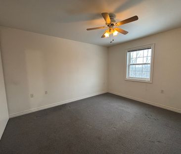 2-780 Progress Ave, Kingston, ON K7M 9E4 - Photo 5