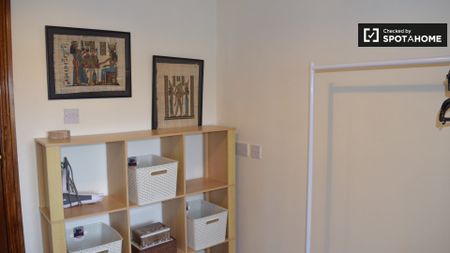 Room for rent in 5-bedroom apartment in Portmarnock, Dublin - Photo 5