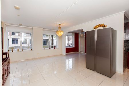 Appartement te huur: Burgemeester De Monchyplein 3 2585 BC Den Haag - Photo 3