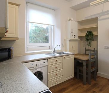 Esslemont Avenue, First Floor Left, - Photo 5