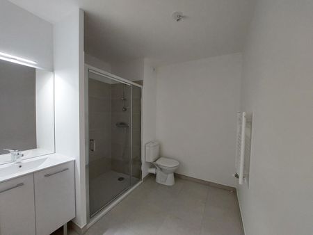 location Appartement T2 DE 46.7m² À MARSEILLE - Photo 5