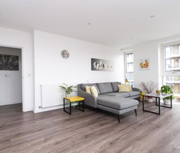 2 bedroom penthouse to rent - Photo 4