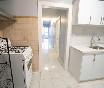 For Lease - 1104 College Street Unit# 2nd floor, Toronto, Ontario - Photo 4