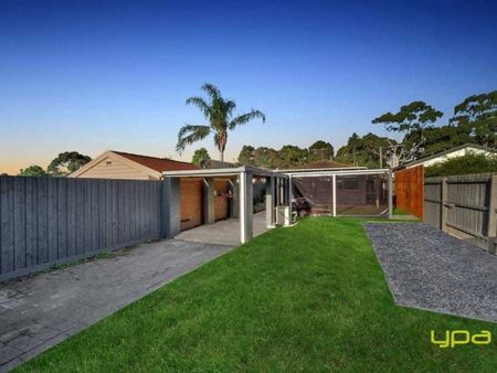 Hidden Treasure In The Heart of Cranbourne - Photo 4