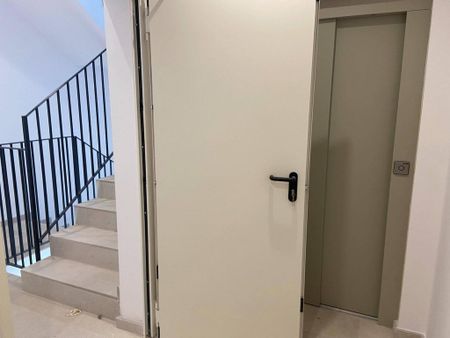 3 room luxury Flat for rent in Palma de Mallorca, Spain - Photo 5