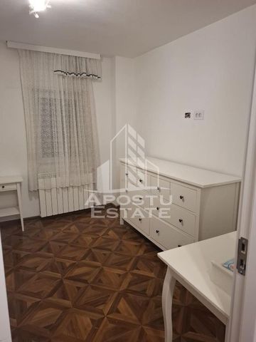 Apartament, 3 camere, centrala proprie, zona Lipovei - Photo 2