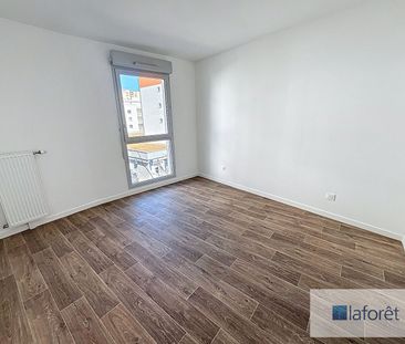 Apartment - Photo 1