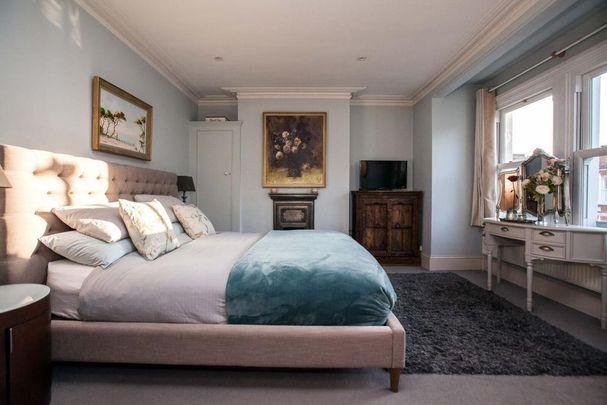 5 bedroom terraced house to rent - Photo 1