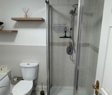 6, Lancasterian Court, Carrickfergus - Photo 4