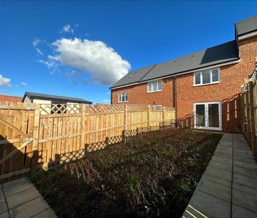 2 bedroom Terraced House to rent in Elm Road, Blaydon-On-Tyne, Tyne... - Photo 1