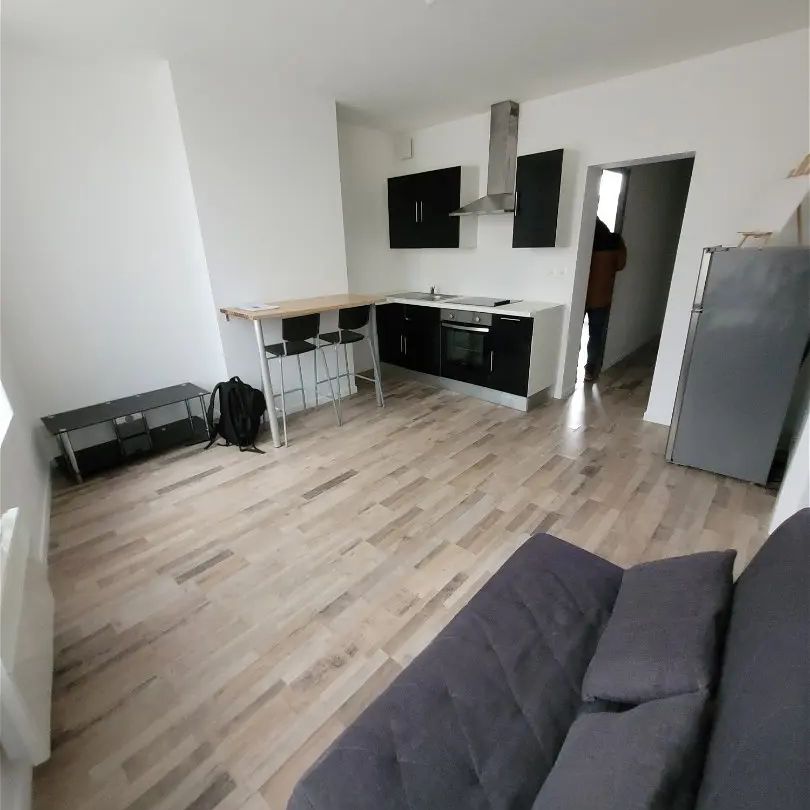 Location appartement 2 pièces - 36m² à Calais (62100) - Photo 1