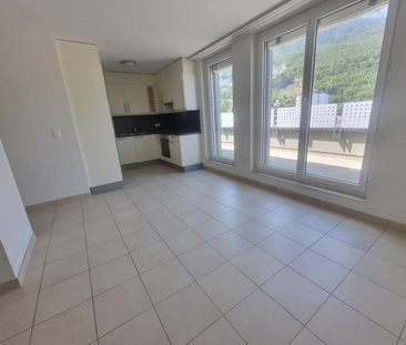 Appartement de 3 1/2 pièces en attique avec vue panoramique - Photo 4