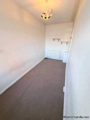 2 bedroom property to rent in Blackpool - Photo 4