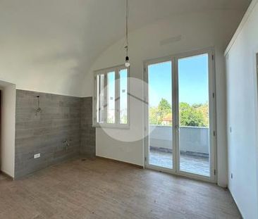Bilocale in affitto - Photo 2