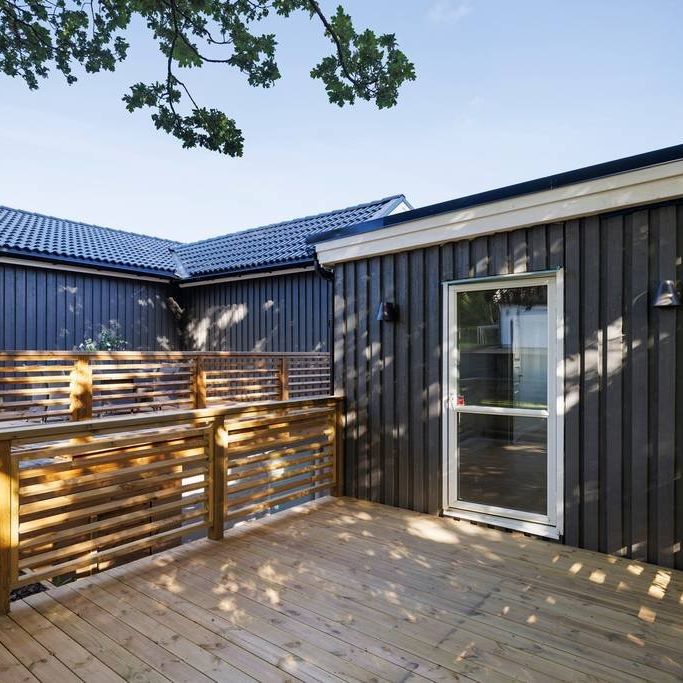 Svartlösavägen, Älvsjö - Photo 1