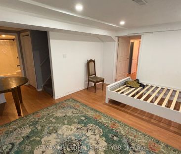 1292 Ravencliffe Court #Basement - Photo 5