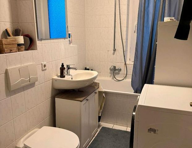 2-Zimmer-Wohnung in DD-Seidnitz zu vermieten - Photo 1