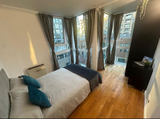 4 bedroom flat share to rent - Photo 1