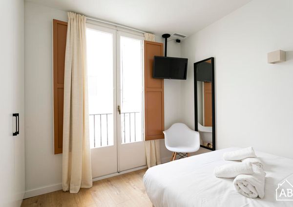 3-bedroom Apartment close to Plaza Cataluña