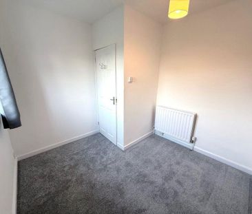 4 bedroom house to rent - Photo 3