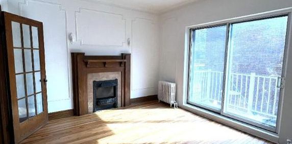 🌟**CONDO SPACIEUX, LUMINEUX ET ENSOLEILLÉ – 2 CHAMBRES - Photo 2