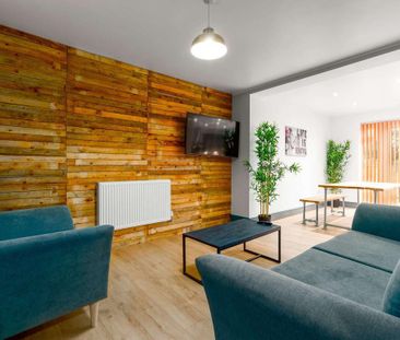 7 bedroom semi-detached house to rent - Photo 1