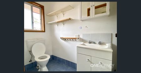 Affordable Family Home in Peaceful Winmalee - Photo 2