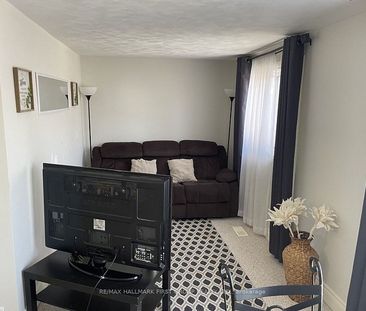 For Lease - 26 Whiting Avenue Unit# Upper, Oshawa, Ontario - Photo 6