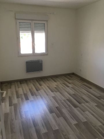 Location maison 5 pièces, 102.37m², Rochefort - Photo 4