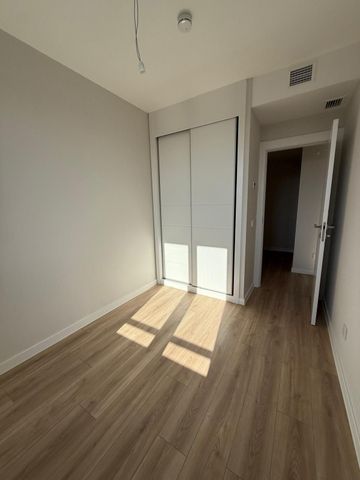 Piso de alquiler en Calle Calle de Dulce Chacón, 25, Virgen del Cortijo - Manoteras - Photo 4