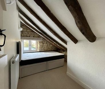 2 bedroom semi-detached house to rent - Photo 4