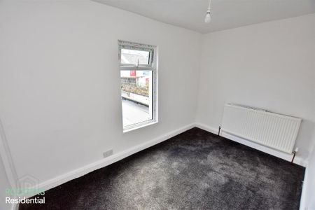 16 Greenville Street, Belfast, BT5 5AG - Photo 3