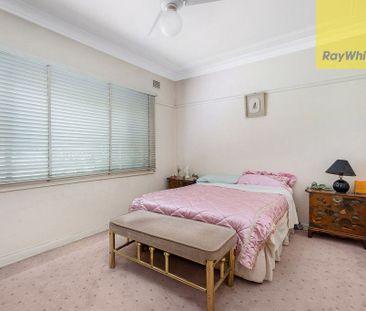69 HOUISON STREET, WESTMEAD OUTSTANDING LOCATION! - Photo 5