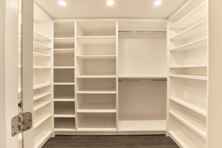 For Lease - 21 Robinglade Drive Unit# Lower, Toronto, Ontario - Photo 2