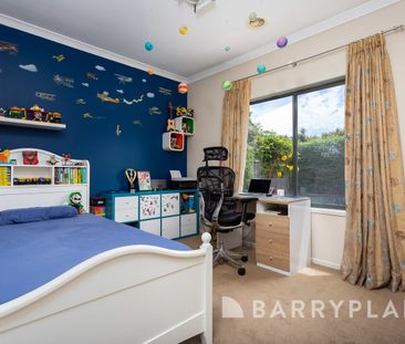 A Beautifully Spacious Home in a Sought-after Location - Photo 4