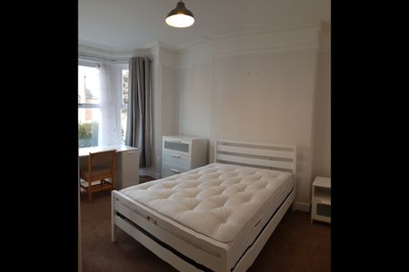 4 Bed Semi-Detached House, Melbourne Road, NG2 - Photo 5