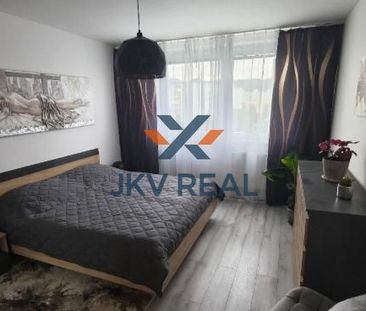 3-IZBOVÝ BYT NA PRENÁJOM – JILEMNICKÉHO ULICA, MICHALOVCE – Fotografia 4