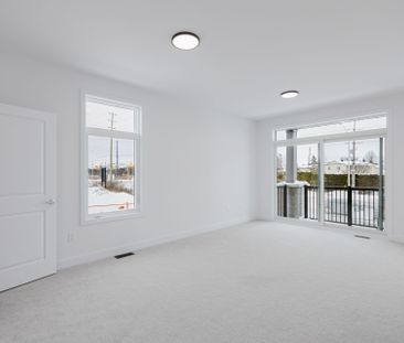 For Lease - 201 Silhouette Private, Barrhaven, Ontario - Photo 4