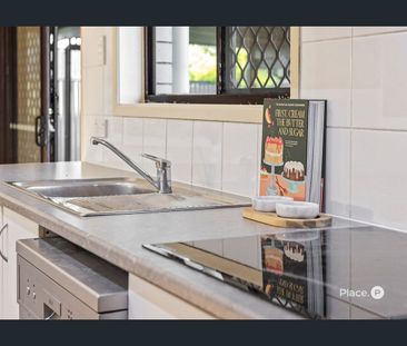 Modern Family Home in Peaceful Clontarf Location - Photo 1