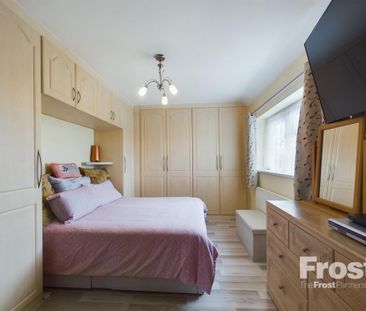 3 bedroom terraced house to rent - Photo 4