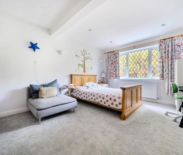Greatford Drive, Guildford, Surrey, GU1 - Photo 6
