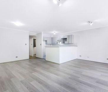 Updated Apartment with Gym & Pool Facilities - Photo 6