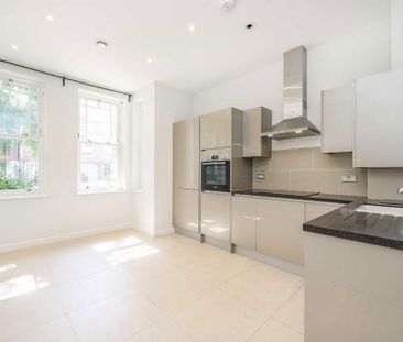 2 bedroom flat to rent - Photo 3