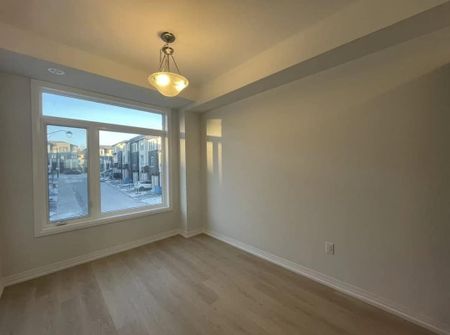 Three bedroom townhouse for rent Cambridge - Photo 4