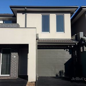 37 Stock Street, Coburg - Photo 2